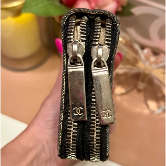 SOLD ❌ Chanel Denim Double Zippy Wallet - Picture 14 of 15